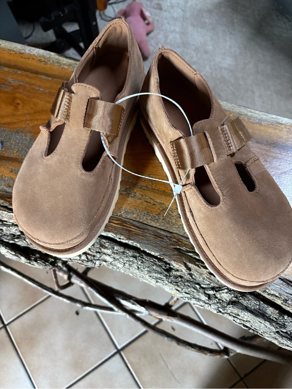 UGG Goldenstar Mary Jane Platform Flats Chestnut Brown NWOT